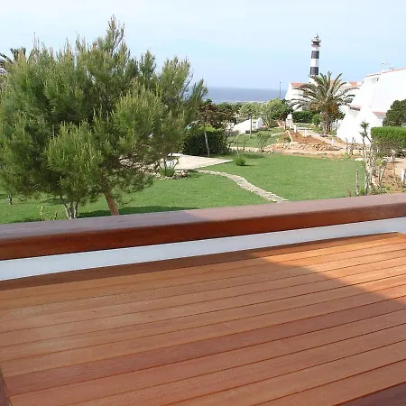 With Great Sea Views And Community Swimming Pool And Private Parking01