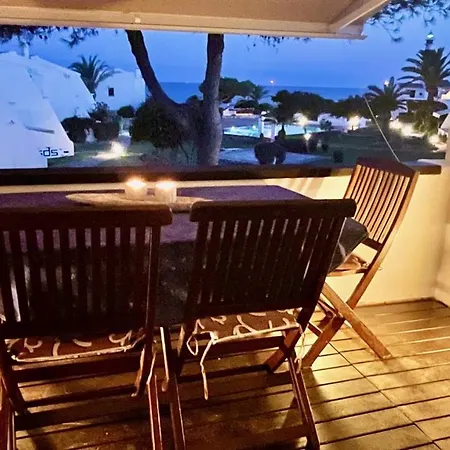 With Great Sea Views And Community Swimming Pool And Private Parking01 *